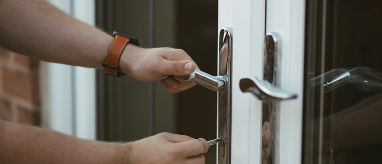 24 hour key locksmith Woodside