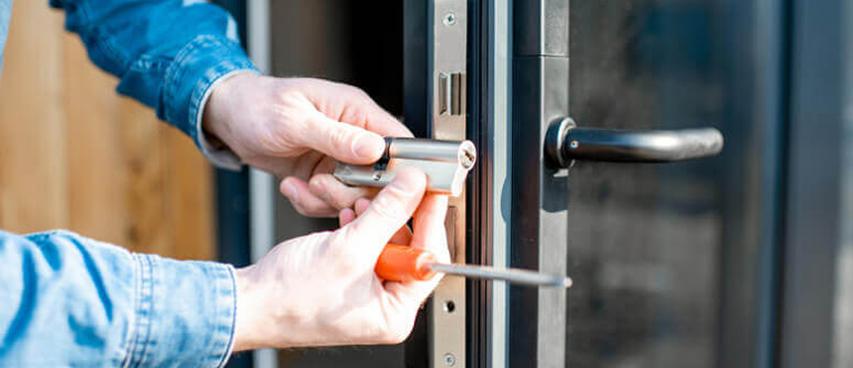 Commercial Locksmith Woodside